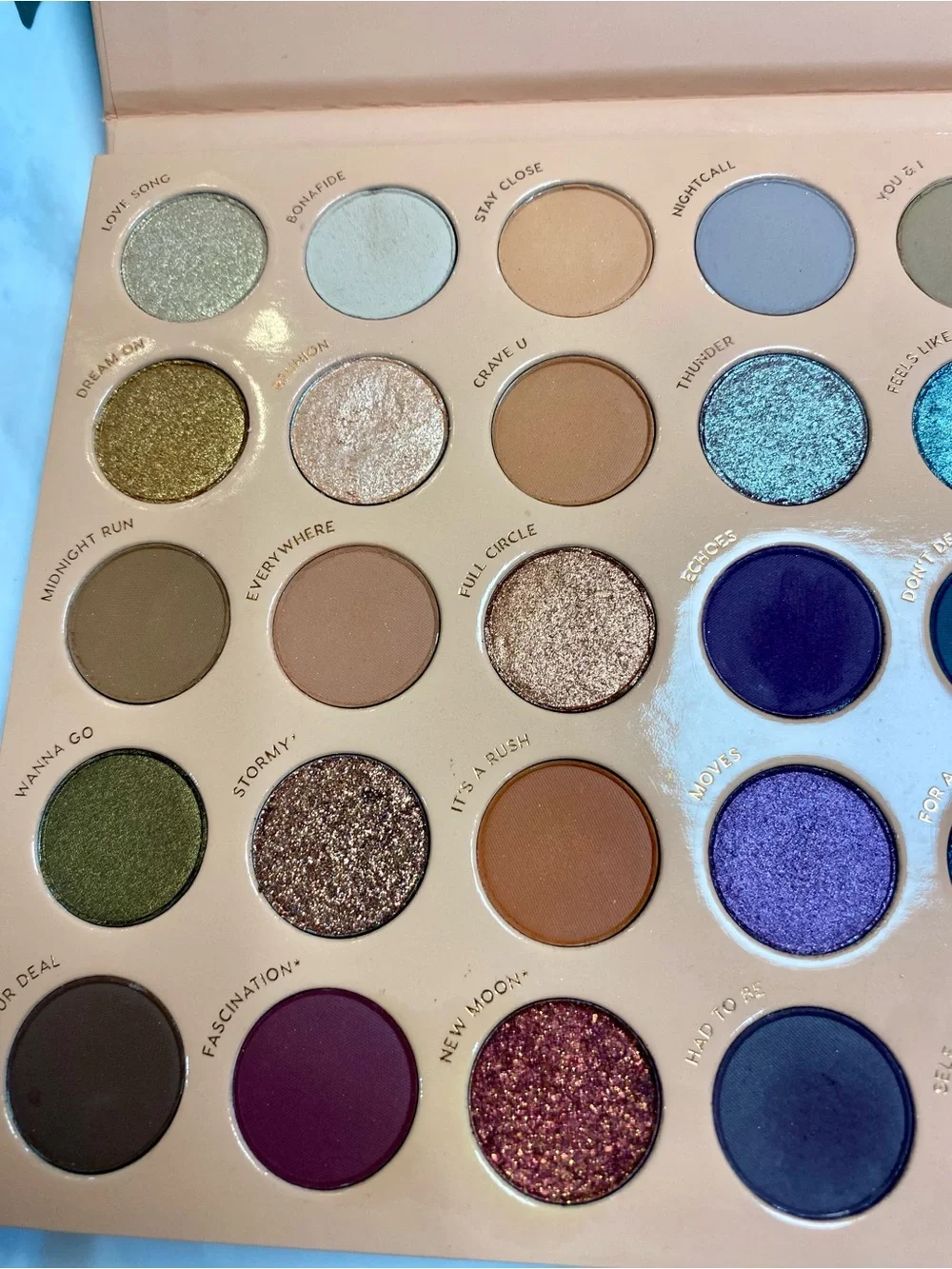 Colourpop It’s A Mood Eyeshadow Pallet W/30 Pans